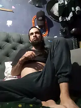 hairy_mannn Adlı Modelin Canlı XXX Sohbeti