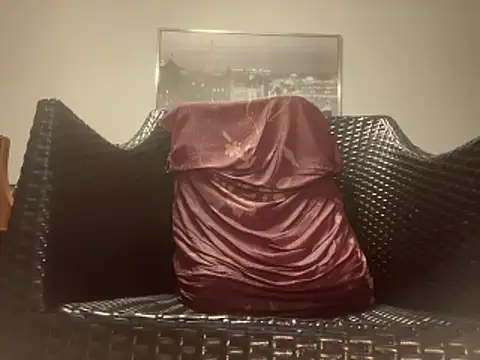 Tyyson03 Adlı Modelin Canlı XXX Sohbeti