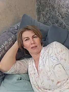 Chat +18 de stellahere8 ao vivo