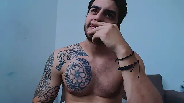 thomas_gun Adlı Modelin Canlı XXX Sohbeti