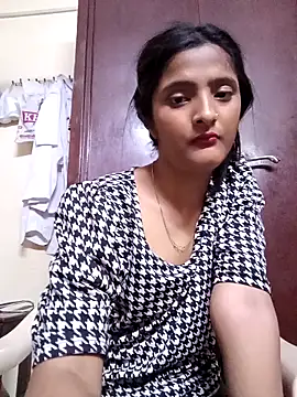 แชท XXX สดของ KittyBby14