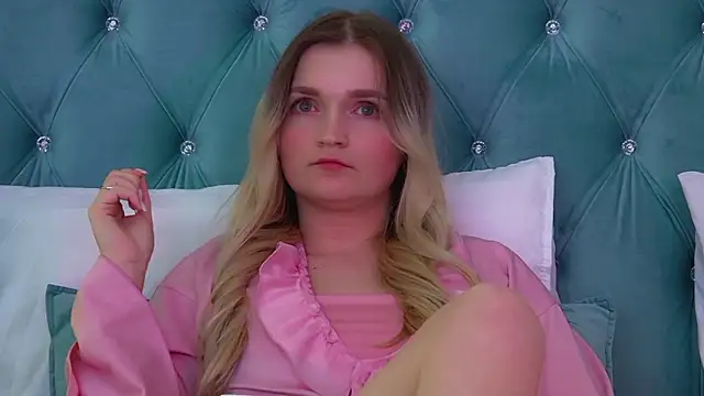 AnnyRaii: онлайн-секс-чат