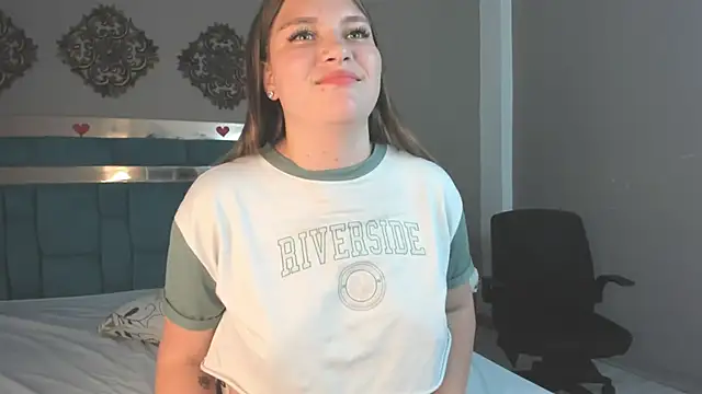 แชท XXX สดของ LiiaVelvet