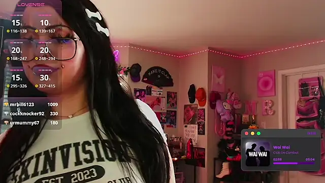 MissRomero: онлайн-секс-чат