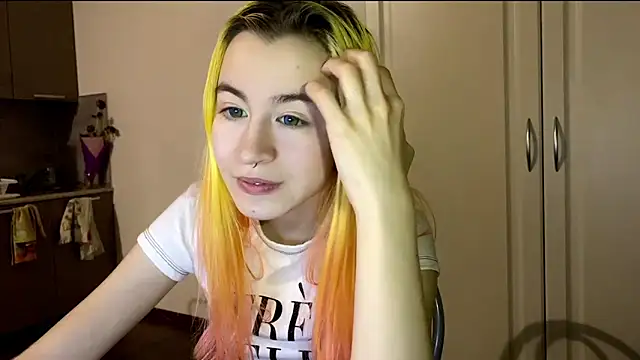 دردشة EmilyHein الجنسية المباشرة