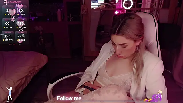 AnnieGOld_ Adlı Modelin Canlı XXX Sohbeti