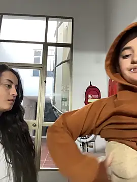 Antonella_Julieta 라이브 XXX 채팅