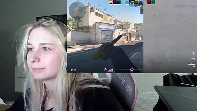 XXX chat uživo modela VladaLevine