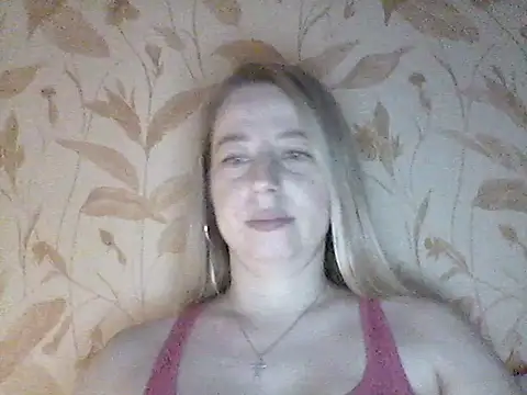 Miralisse Chat XXX live