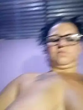 tugordita-hot Show in webcam