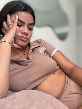 Czat XXX na żywo – Kaily_Sweet16