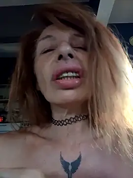 FrozenWaffle: διαδικτυακό σόου στην κάμερα