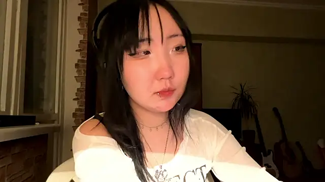 Pertunjukan Kamera Web Yunananaa