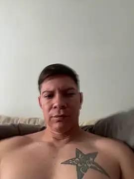 Show modela Maluma1995 na web-kameri