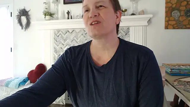 AuroraWillows Adlı Modelin Canlı XXX Sohbeti