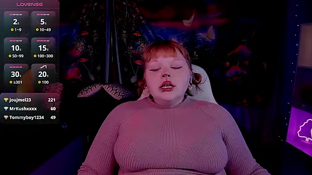 LottieReed Adlı Modelin Canlı XXX Sohbeti