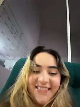 Antonella_Julieta's Live XXX Chat