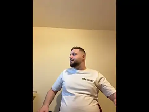 KingAdonisss Adlı Modelin Canlı XXX Sohbeti