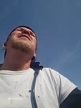 yourMasterisBored ওয়েবক্যাম শো