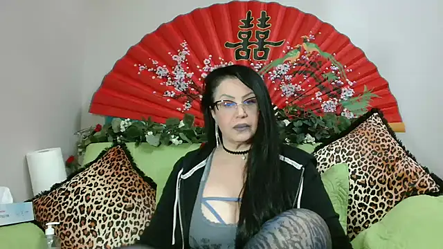 Chat +18 de --I3lue_I3utterfly-- ao vivo