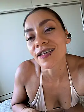 SamyJones9 লাইভ XXX চ্যাট