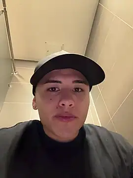 MatiasKorn Live XXX Chat