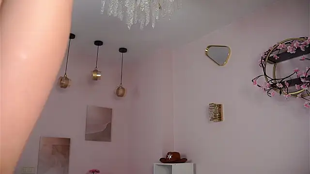 SunnivaCoviln Live XXX chat