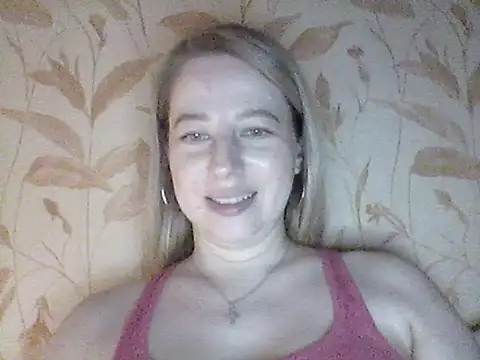 Miralisse Live XXX Chat