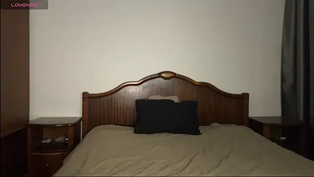 Chatroom XXX en direct de Kiralovessto