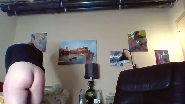 eatmeplease44のライブXXXチャット