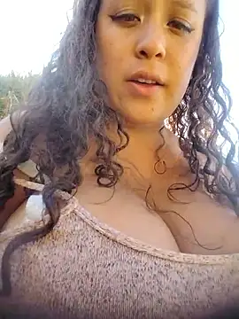 XXX chat uživo modela You-sexy-starr