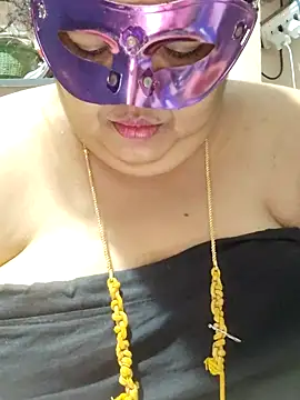 tamilthanushri Live XXX Chat