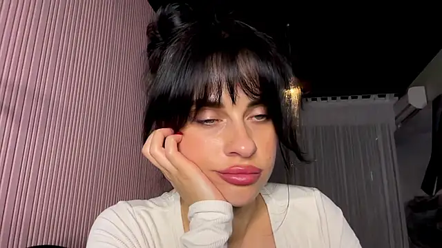 Chat +18 de MariaValverdeee ao vivo