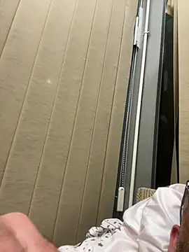 tikitaka97 – Naživo XXX chat