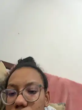 Valen_1990's Live XXX Chat