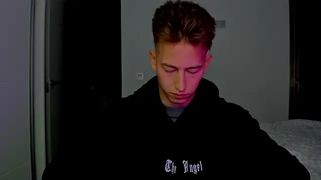 find0m_master – Naživo XXX chat