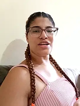 ruivinhaenegao: διαδικτυακό σόου στην κάμερα