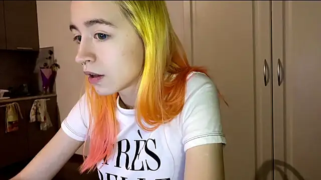 Chat +18 de EmilyHein ao vivo