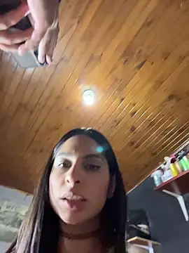 charlotte_stevenss_: διαδικτυακό σόου στην κάμερα