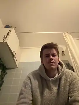 Chat +18 de Toyjungee ao vivo