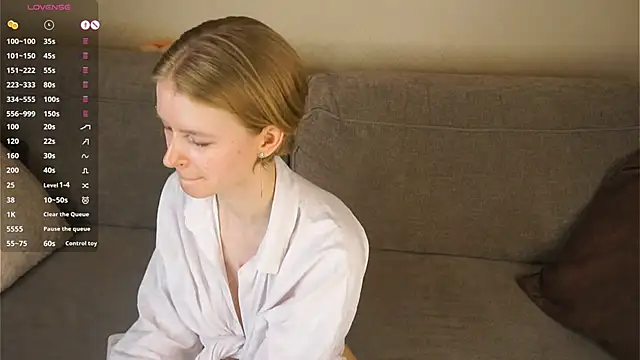 ToyaPletz Adlı Modelin Canlı XXX Sohbeti