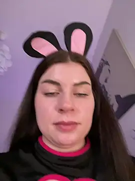 EllyNora Chat XXX in diretta