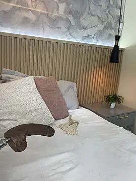 Chat +18 de AinaraJimenez ao vivo