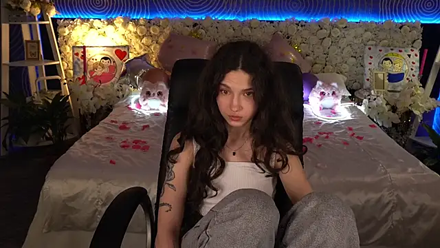 BabyFlowerr: онлайн-секс-чат