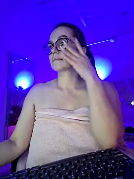 XXX chat uživo modela MariaPau_83