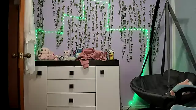 Yoonhee_kiのライブXXXチャット