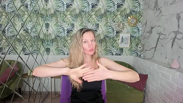 NancyGraceのライブXXXチャット