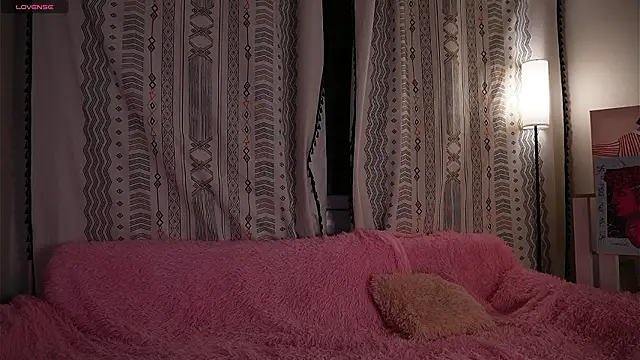 CarmaOlen: онлайн-секс-чат