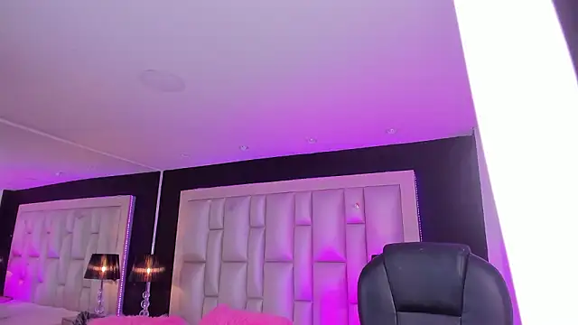 LuisaJonnes_'s Live XXX Chat