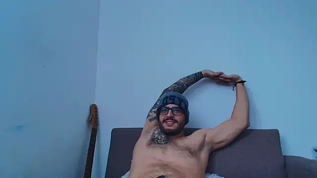 Chat +18 de thomas_gun ao vivo